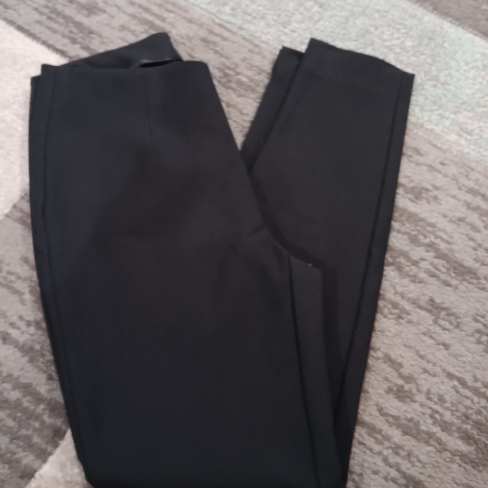 White House Black Market Women's Black Skinny Pants